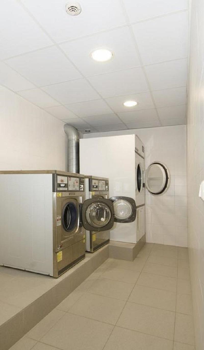 Apartamentos Turisticos Roc Del Castell 卡尼略 外观 照片
