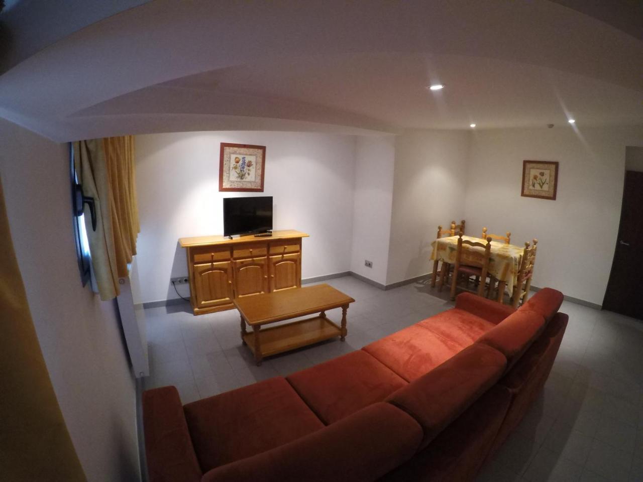 Apartamentos Turisticos Roc Del Castell 卡尼略 外观 照片