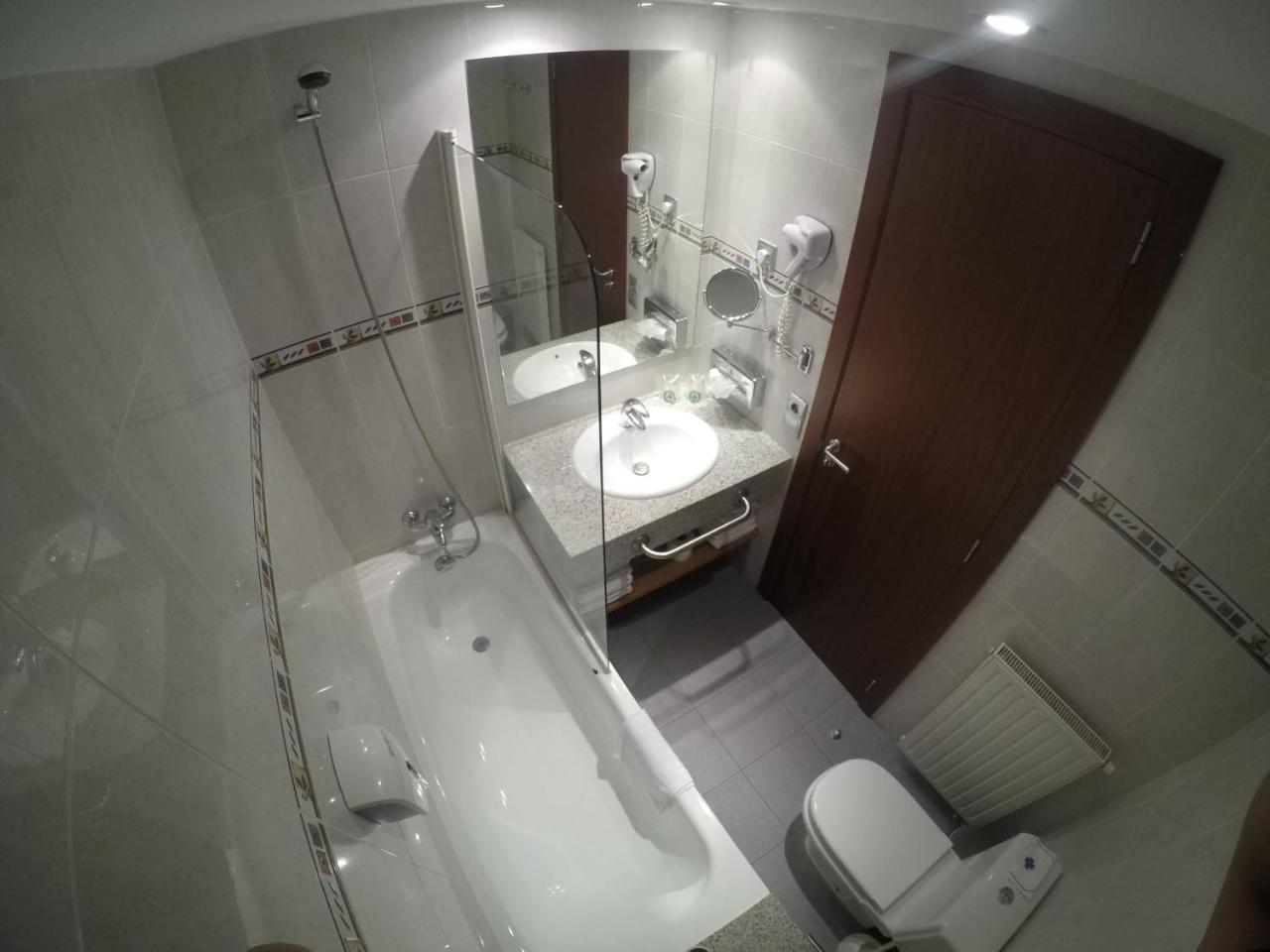 Apartamentos Turisticos Roc Del Castell 卡尼略 外观 照片